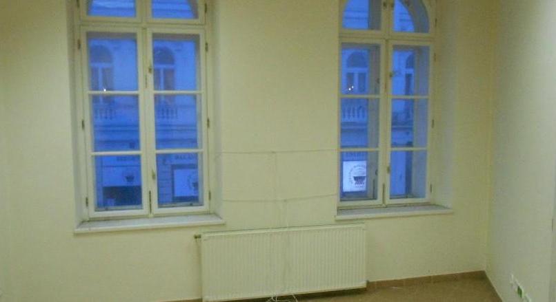 Győr belvárosában eladó társasház