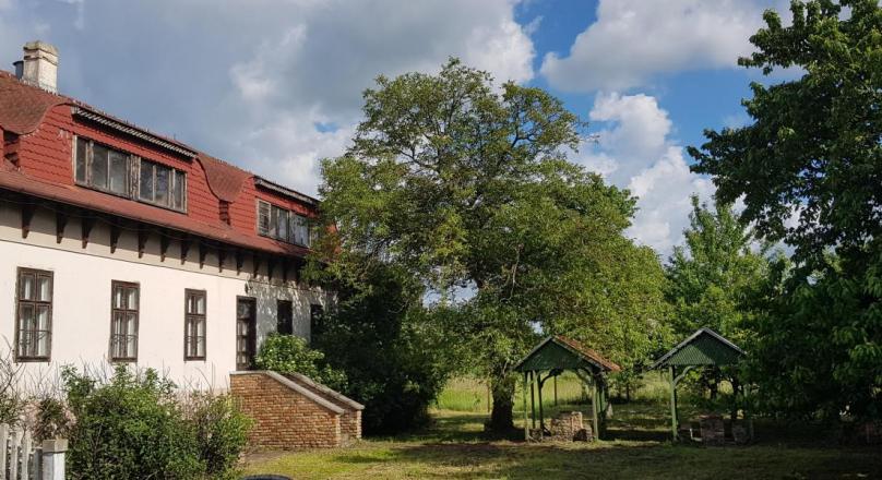 Veszprémvarsány eladó üzleti ingatlan